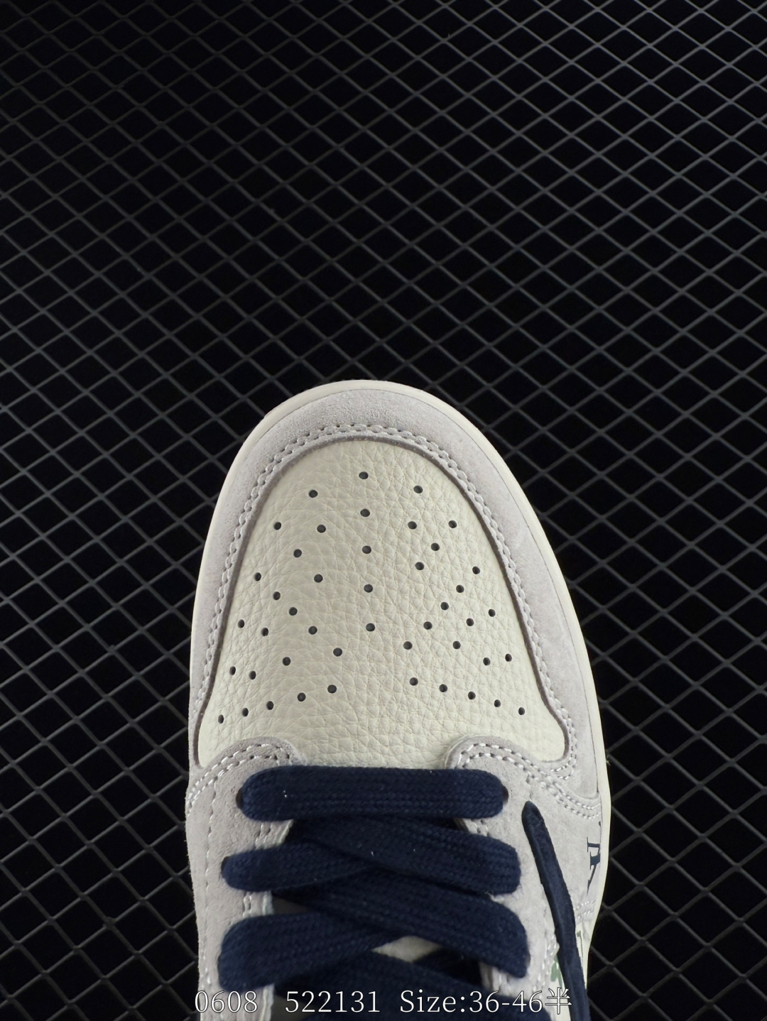 Travis Scott x Air Jordan 1 ” Reverse Mocha “